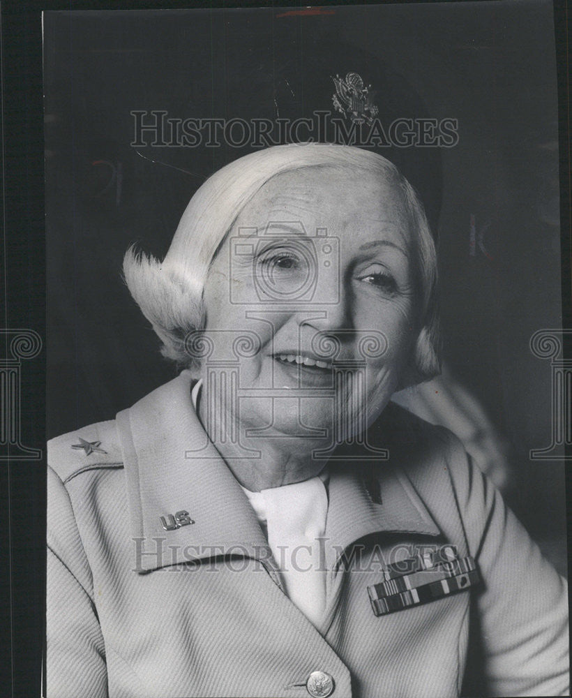 1987 Press Photo Brigadier General Mildred Bailey US Army Polyester Summer - Historic Images