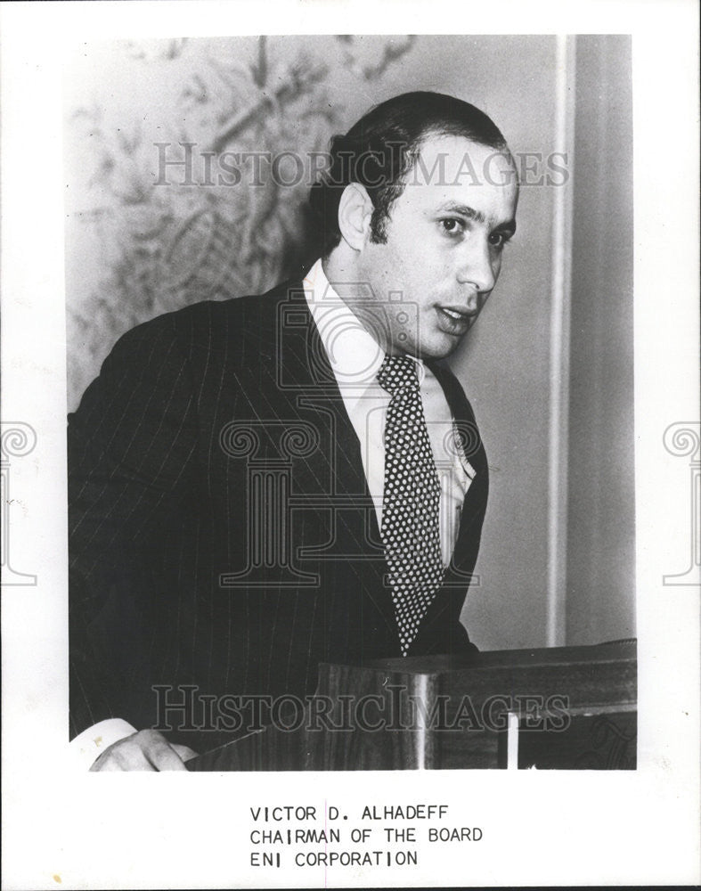 1976 Press Photo Victor D. Alhadeff Chairman of the Board Eni Corporation - Historic Images