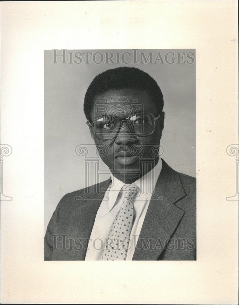 1987 Press Photo James Alexander Vice President Chicago University - Historic Images