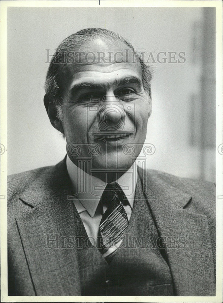 1981 Press Photo Jerome Alexander Financial Advisor - Historic Images