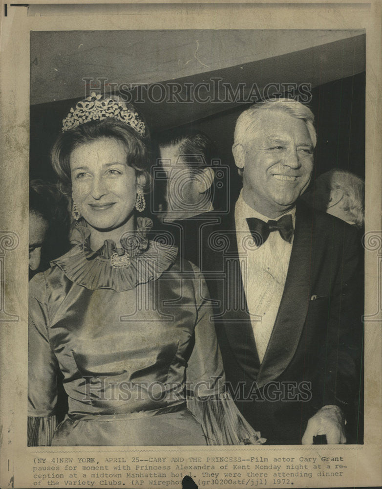 1972 Press Photo Actor Cary Grant with Princess Alexandra of Kent - Historic Images