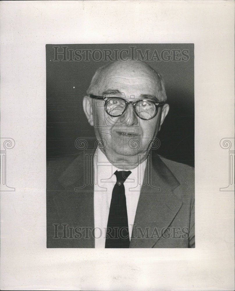 1952 Press Photo Tony Czanecki  Warler News Plates - Historic Images