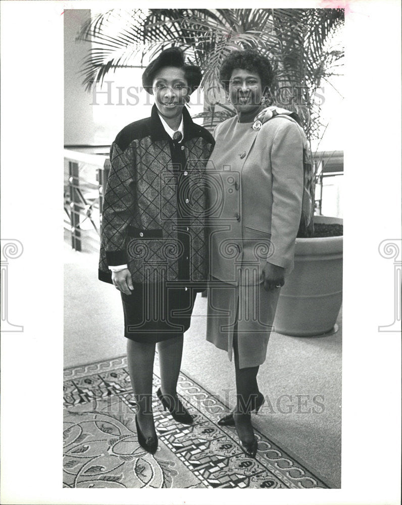 1993 Press Photo Chicago League President Grace Allen Denise McFarlin - Historic Images