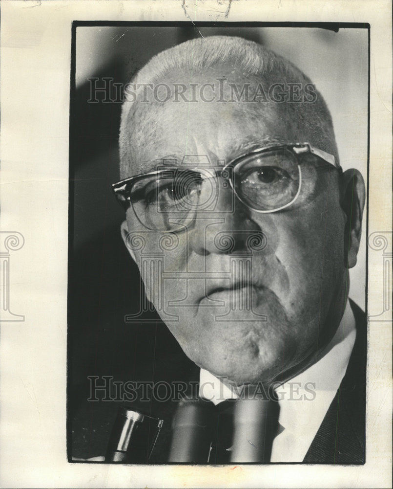 1977 Press Photo U.S District Court Judge Richard B. Austin - Historic Images