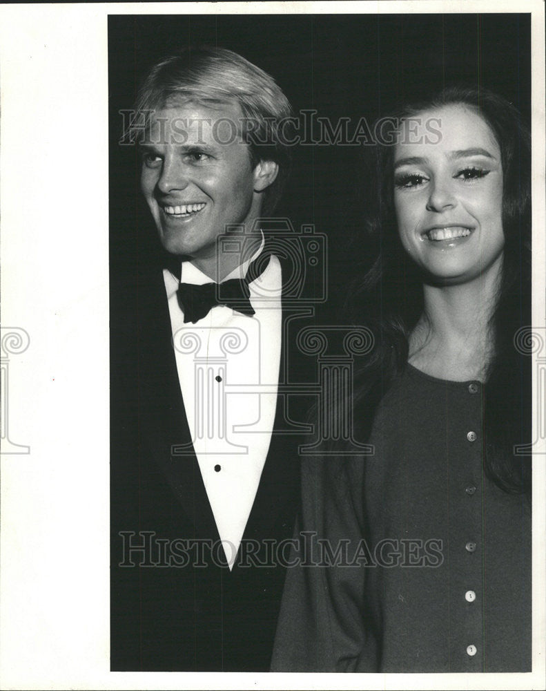 1985 Press Photo New York James Park Paris Ballerina Karin Averty Wealth - Historic Images