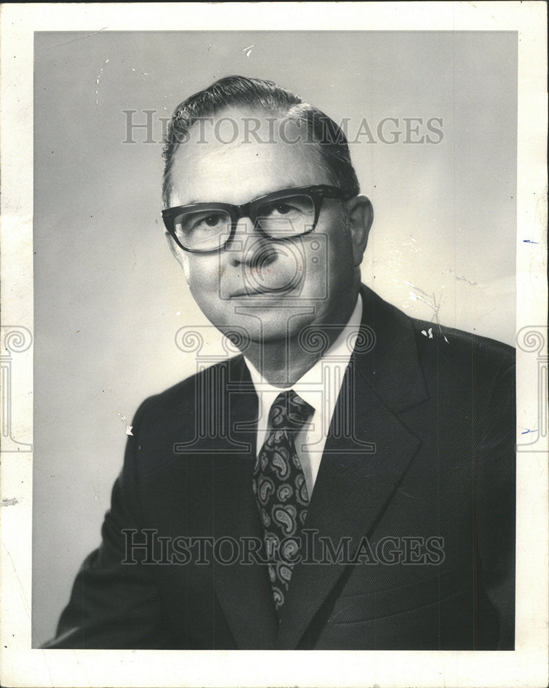 1973 Press Photo Thomas Ayers Gordon Corey Chairman Finance Committee - Historic Images