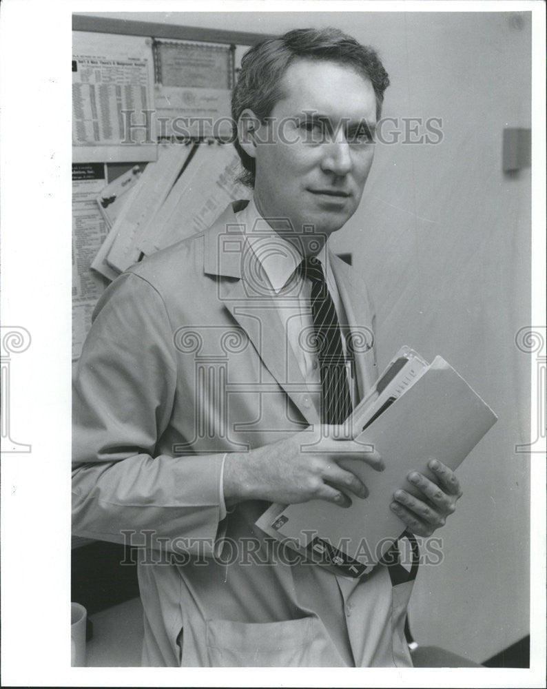 1993 Press Photo Raymond Curry University Medical Schools Medicine - Historic Images