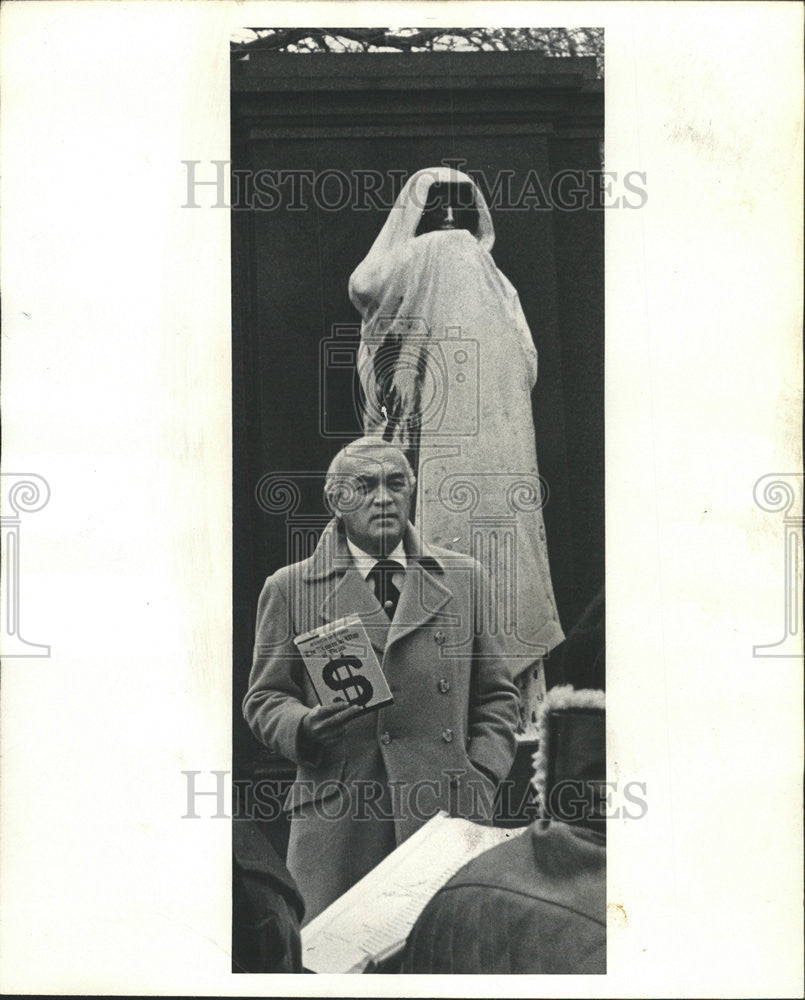 1974 Press Photo Public TV Correspondent Martin Agronsky - Historic Images