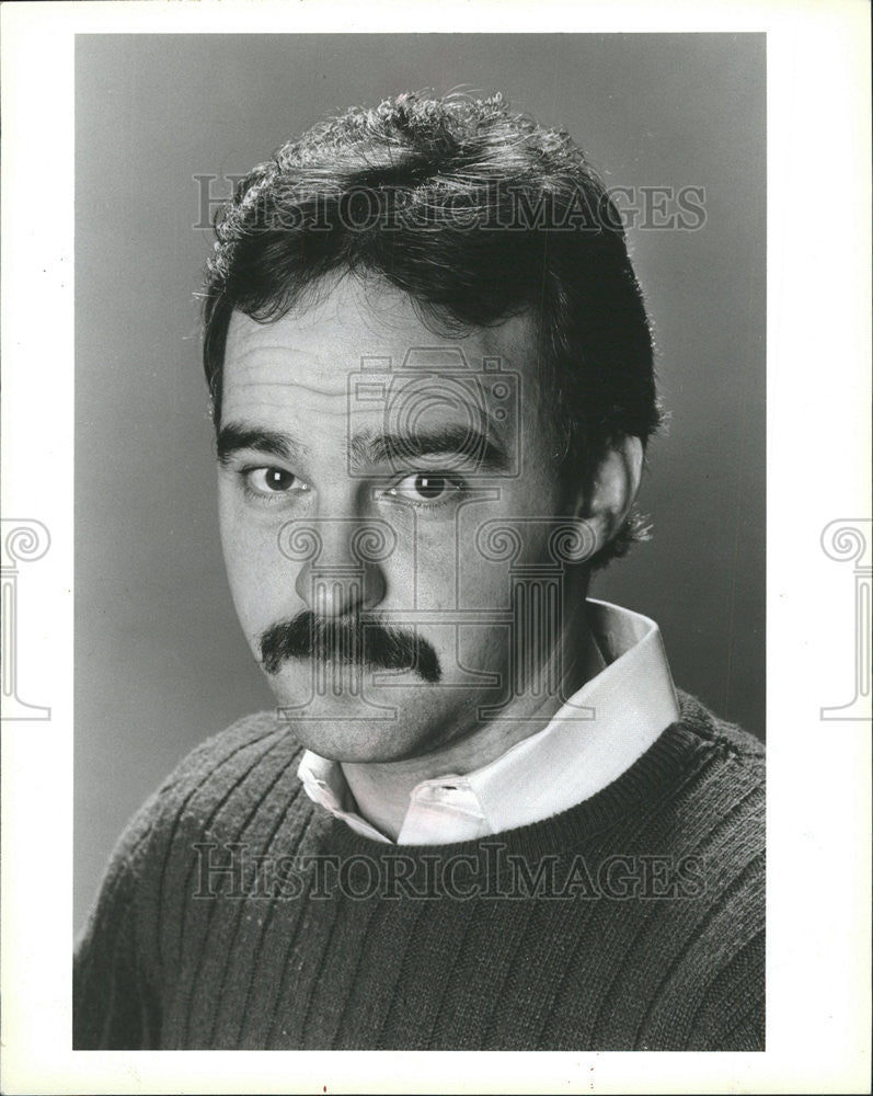 1985 Press Photo P.J. Bednarski, Sun Times Employee - Historic Images