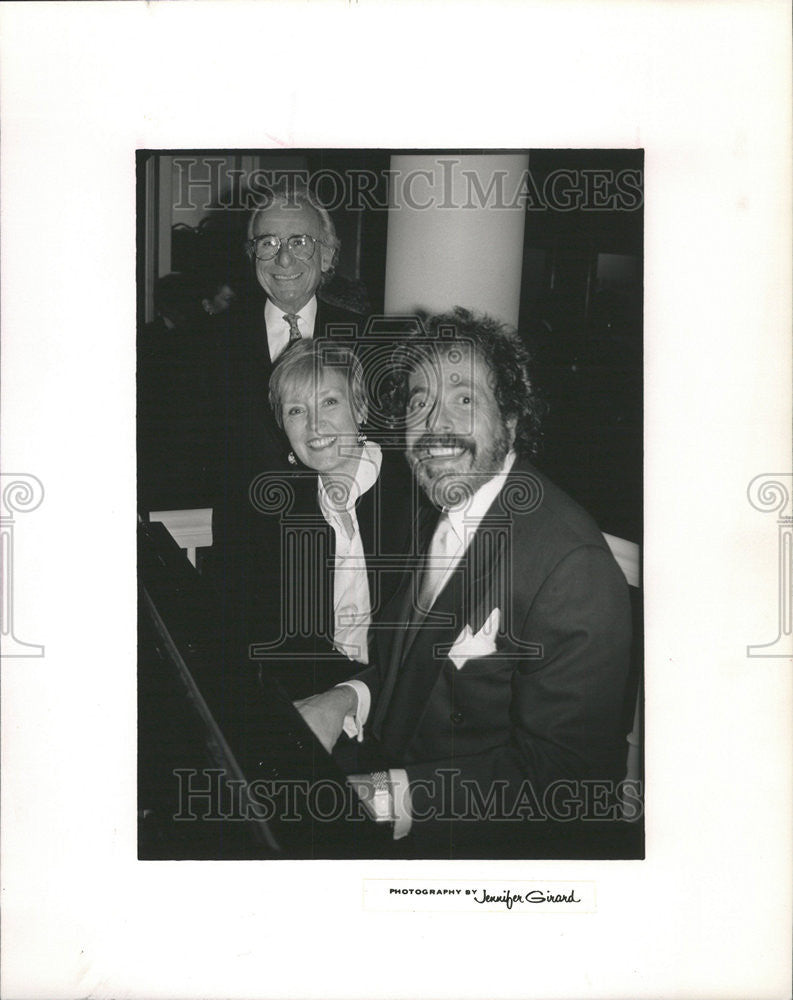 1991 Press Photo Mike Donna Bell Stanley Paul Cole-Haan Store Opening Chicago - Historic Images