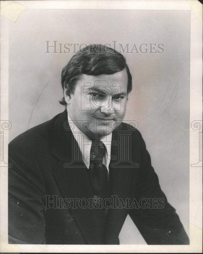 1974 Press Photo Taylor H. A. Bell (Sports Writer) - Historic Images