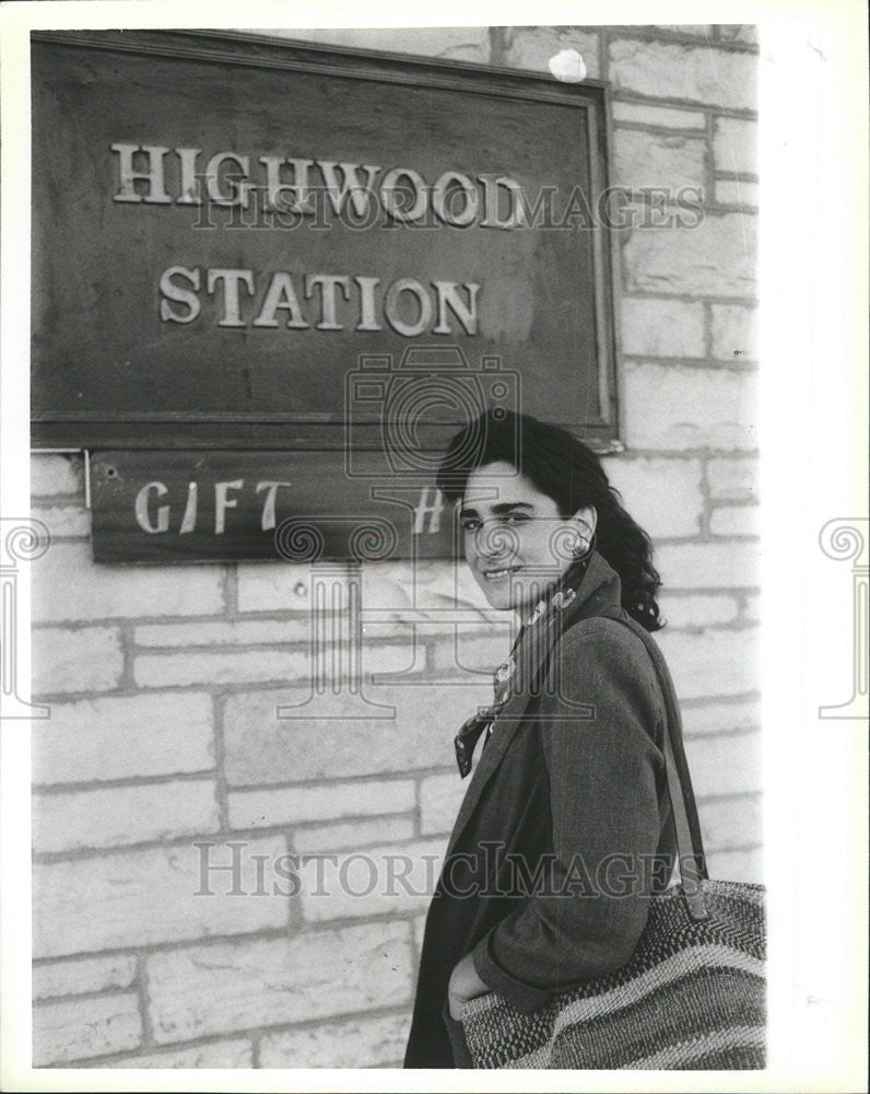 1987 Press Photo Adria Bernardi/Author/Translator/Warren Wilson College - Historic Images