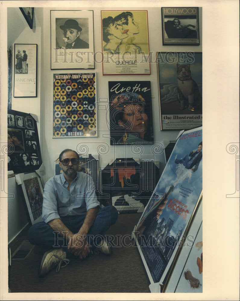 None Press Photo Arthur Bernberg, poster store owner. - Historic Images