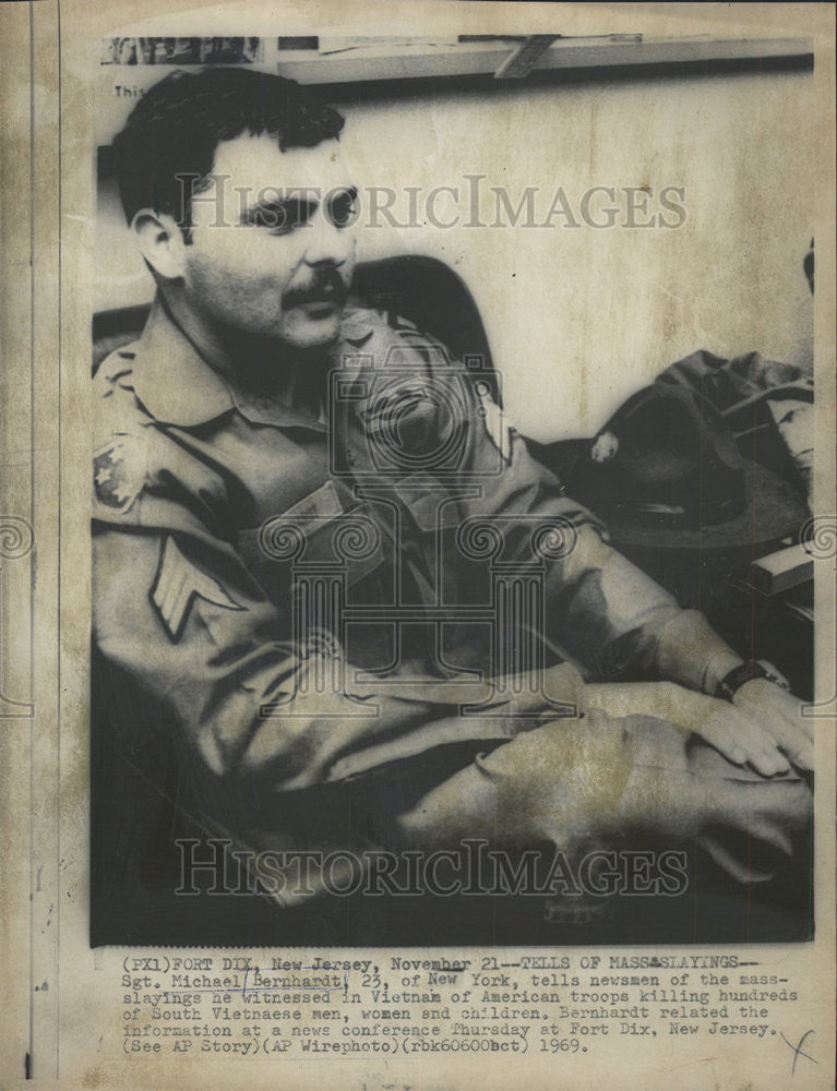 1969 Press Photo Sgt. Michael Bernhardt United States Army Vietnam War Soldier - Historic Images