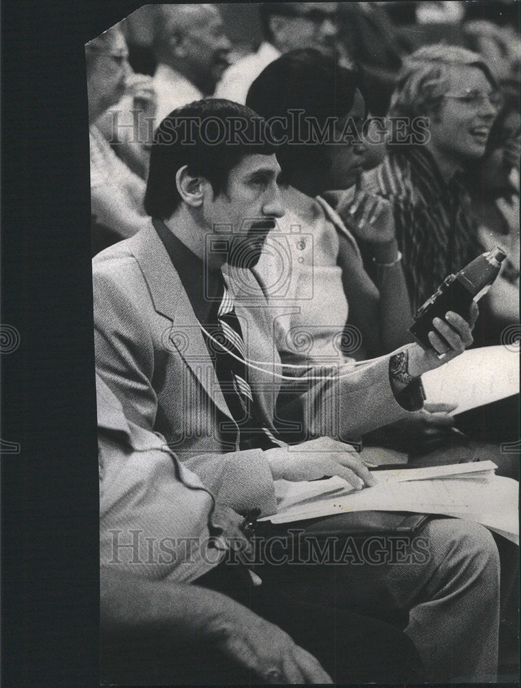 1973 Press Photo Ted Berland Chicago Alderman Candidate - Historic Images