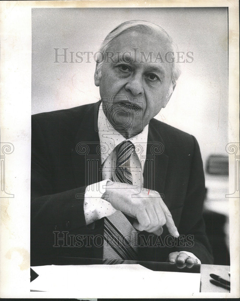 1974 Press Photo Ralph Berkowitz First Assistant State Attny Civic Center - Historic Images