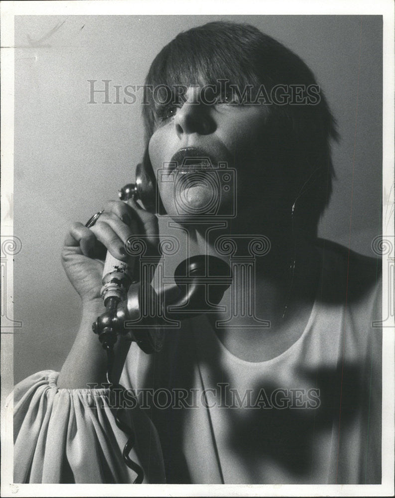 1974 Press Photo Roberta Custer Actress Human Voice Museum Contemporary Art - Historic Images