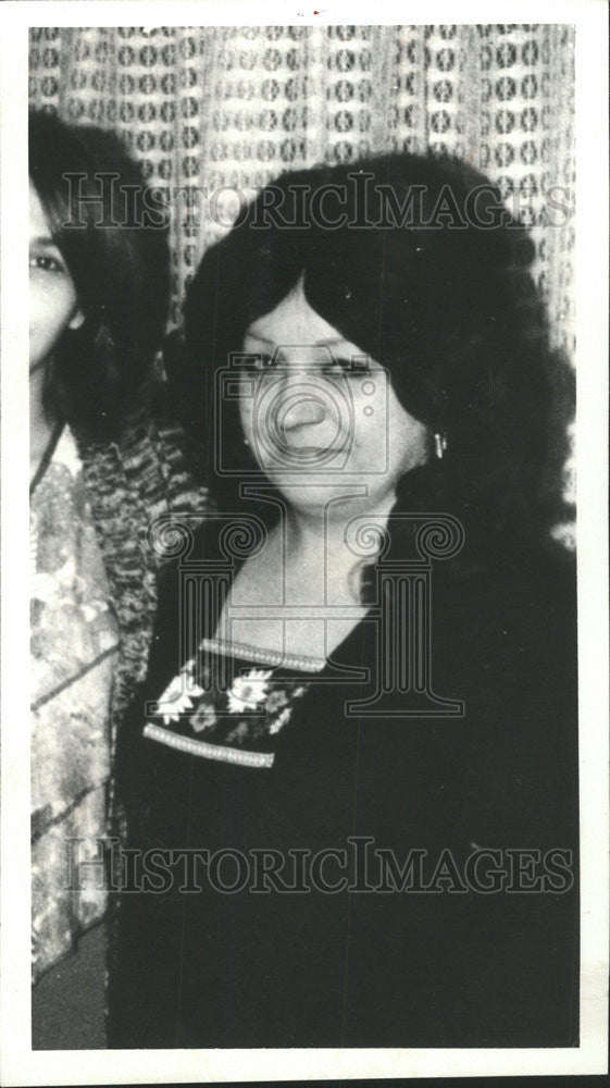 1979 Press Photo Delores Custodio Shot Crazy Cop  Terry McCarthy Over Reacting - Historic Images