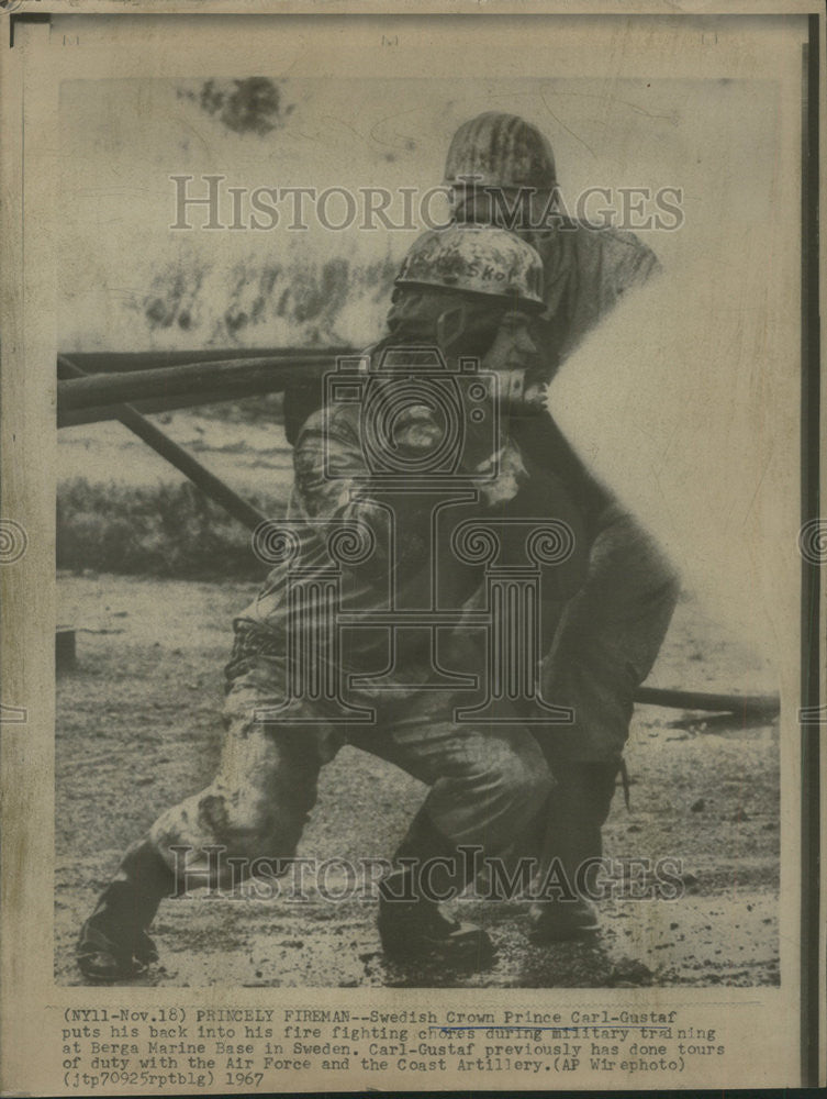 1967 Press Photo Crown Prince Carl Gustav Participates In Firefighting Drills - Historic Images