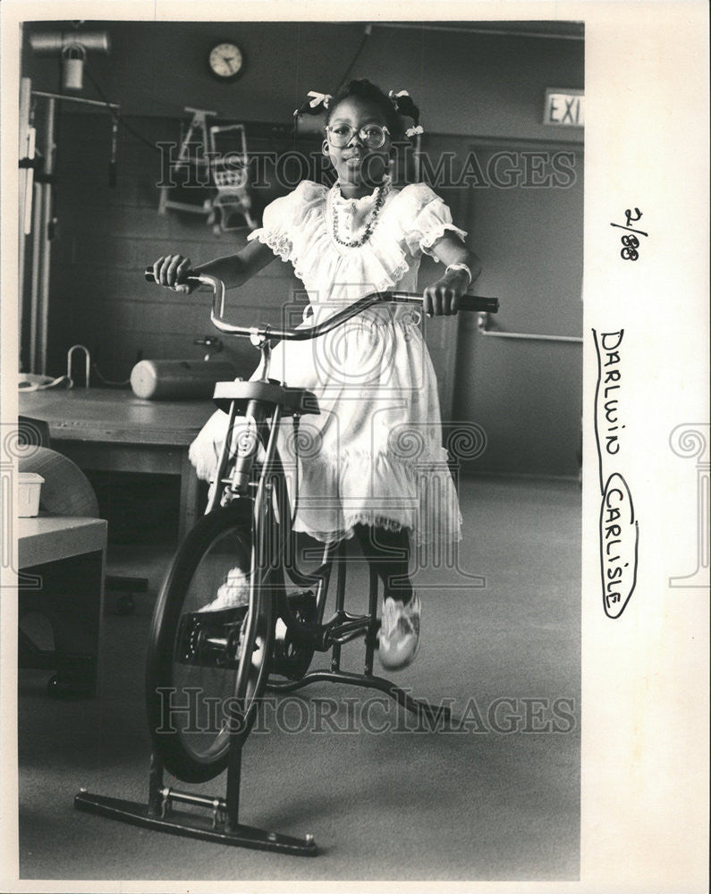 1988 Press Photo Darlwin Carlisle/Exercise Bike - Historic Images