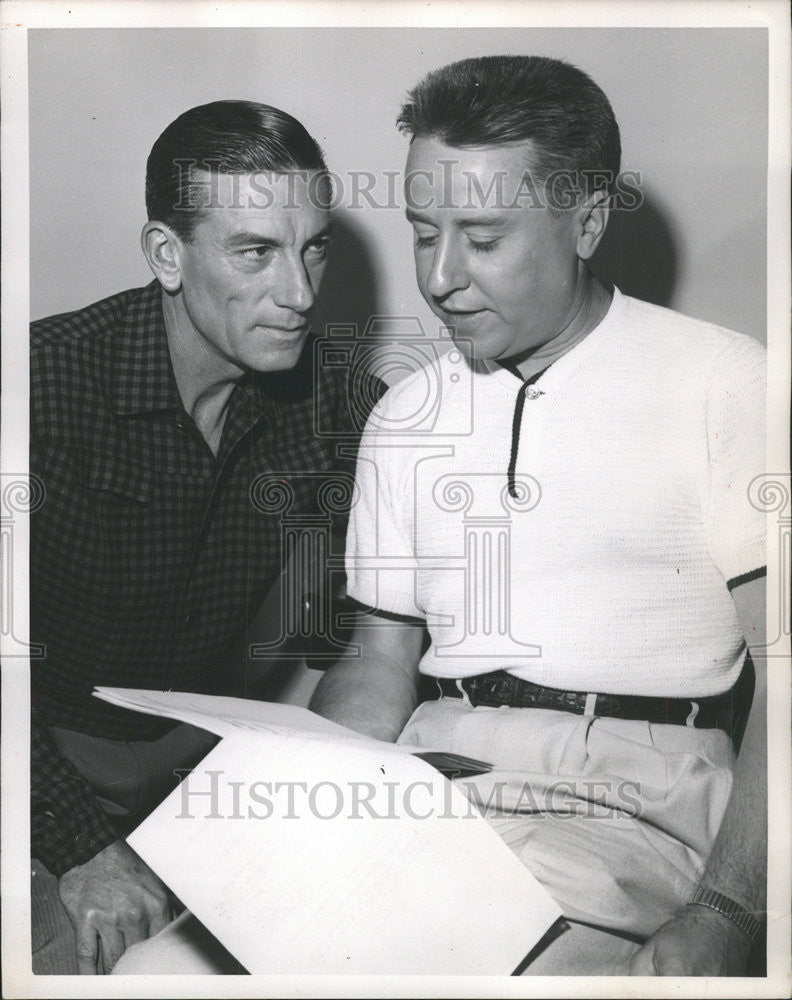 1954 Press Photo Hoagy Carmicahel American Composer &amp; Pianist - Historic Images