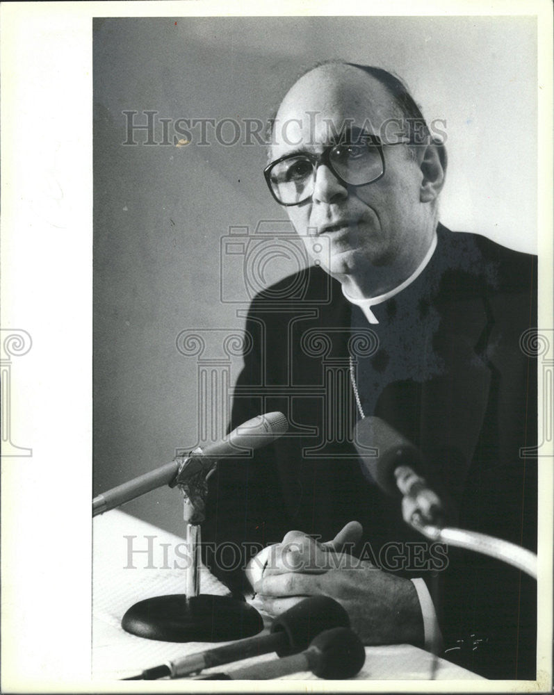 1987 Press Photo Cardinal Bernardin statement Read death Hermitage Snap - Historic Images