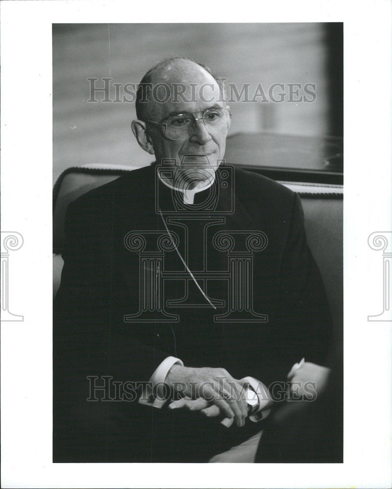 1994 Press Photo Cardinal Bernadine At Dinner Conference At Sheraton - Historic Images