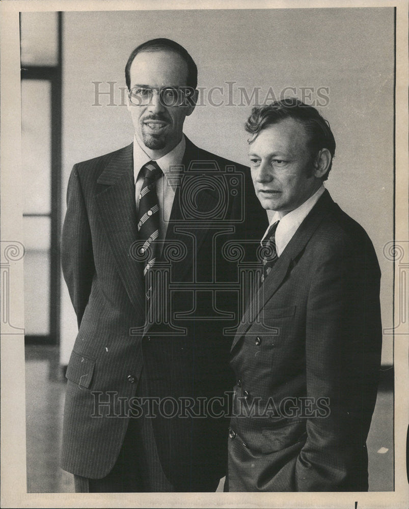 1976 Press Photo Dr Leonard Berlin Malpractice suit Wayne Giampietro - Historic Images