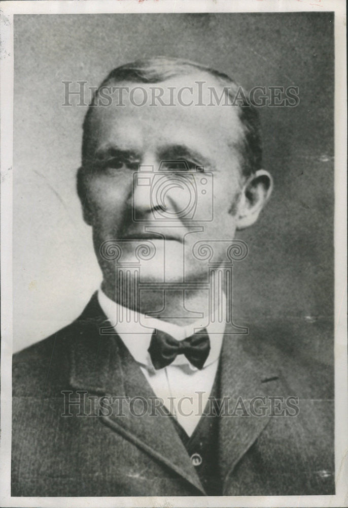 1951 Press Photo Chicago Civic Roll Of Honor John Atkinson - Historic Images