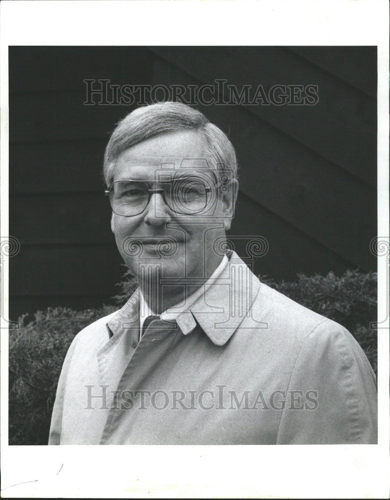 1985 Press Photo Gienn Aubie President Century 21 Audio - Historic Images