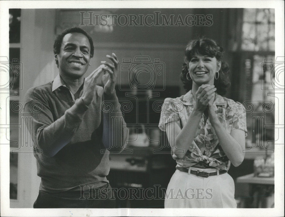 1981 Press Photo Benson Robert Guillaume season opener scene film - Historic Images