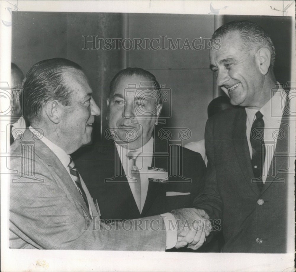 1961 Press Photo Lyndon Johnson Robert Wagner New York Richard Daley Chicago - Historic Images