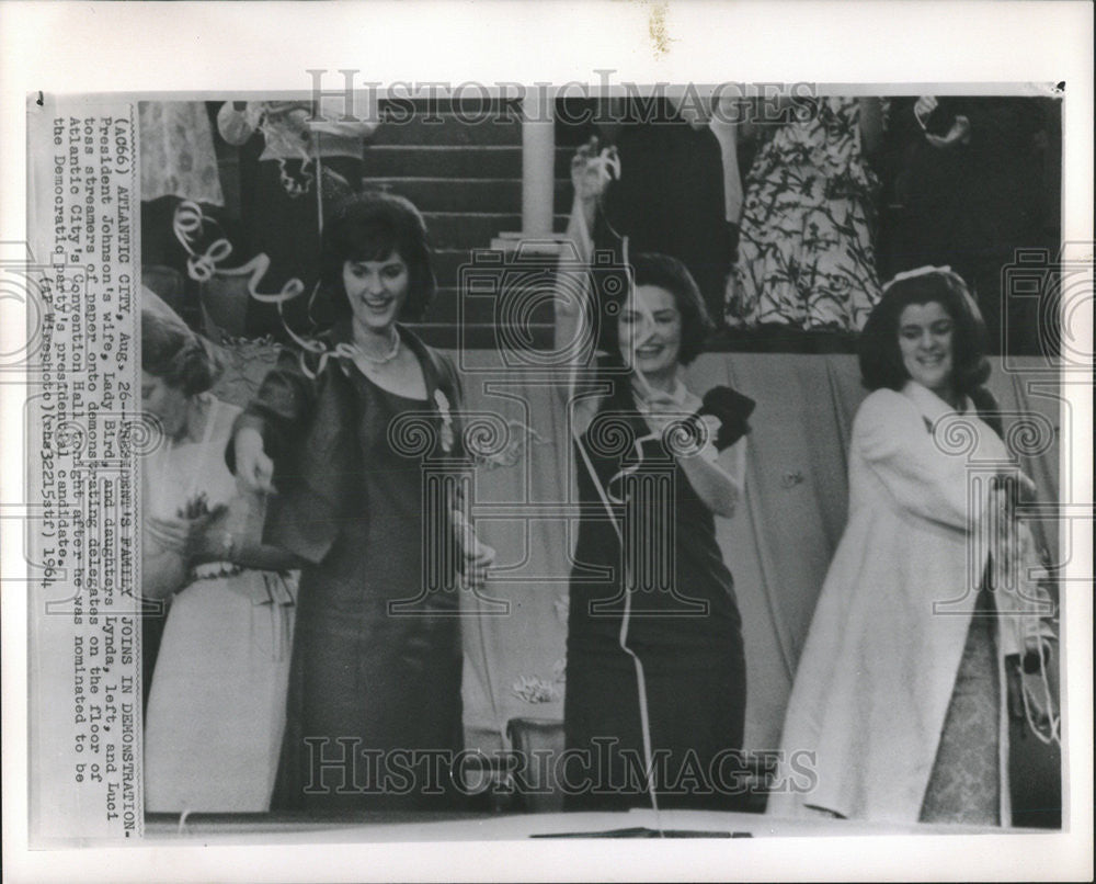 1964 Press Photo President Johnson Lady Bird Lynda Atlantic Wife Luci Democratic - Historic Images