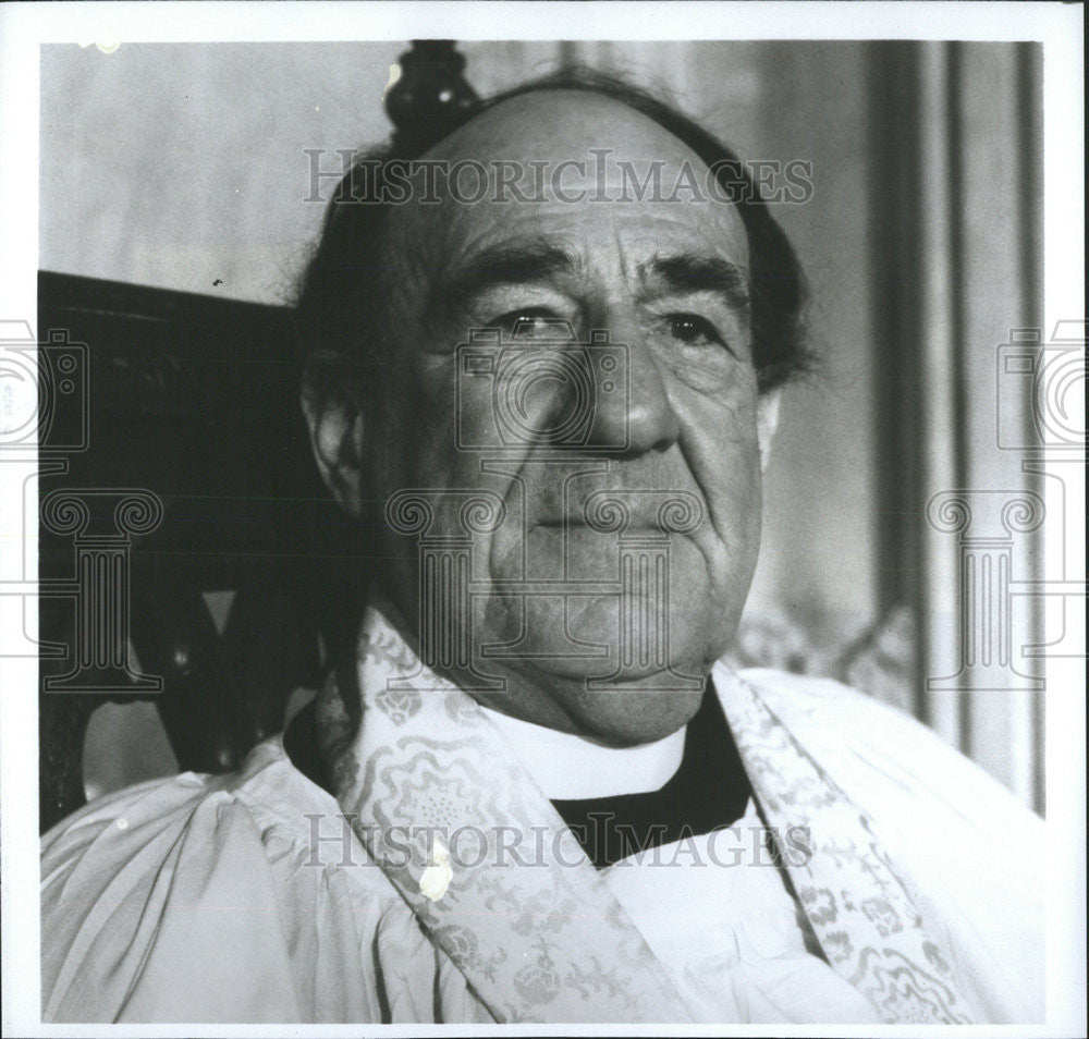 1989 Press Photo Sir Michael Hordern As Reverend Simeon Simcox - Historic Images