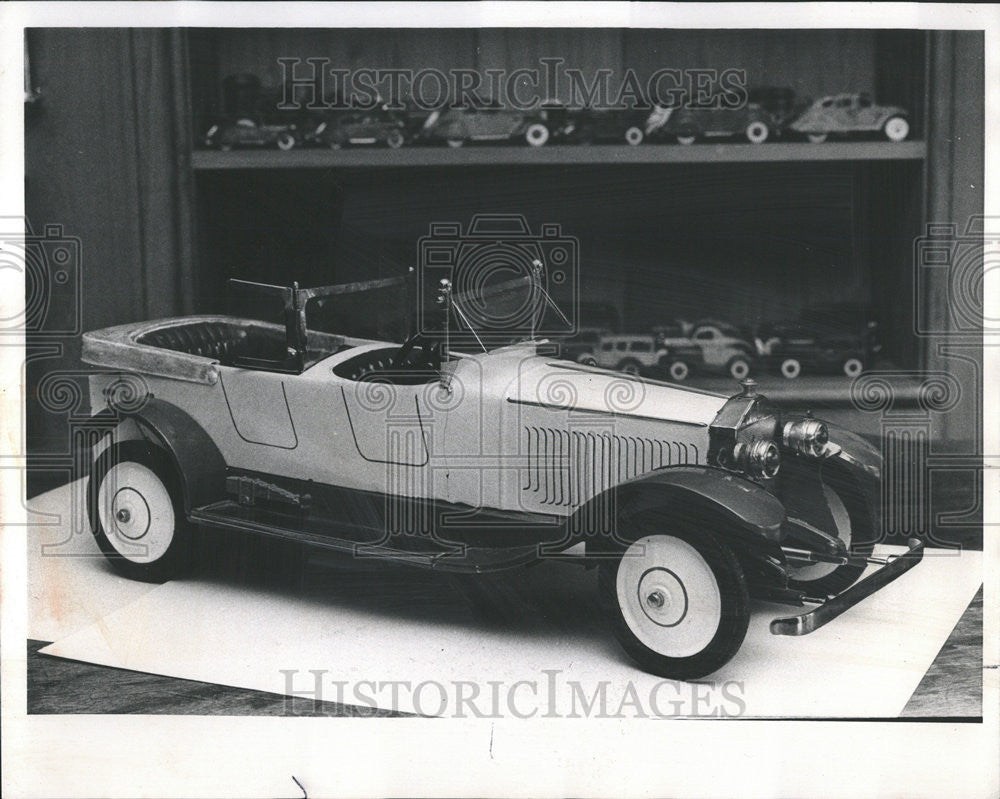 1971 Press Photo Ken Franklin Chicago Auto Scale Models Collector - Historic Images