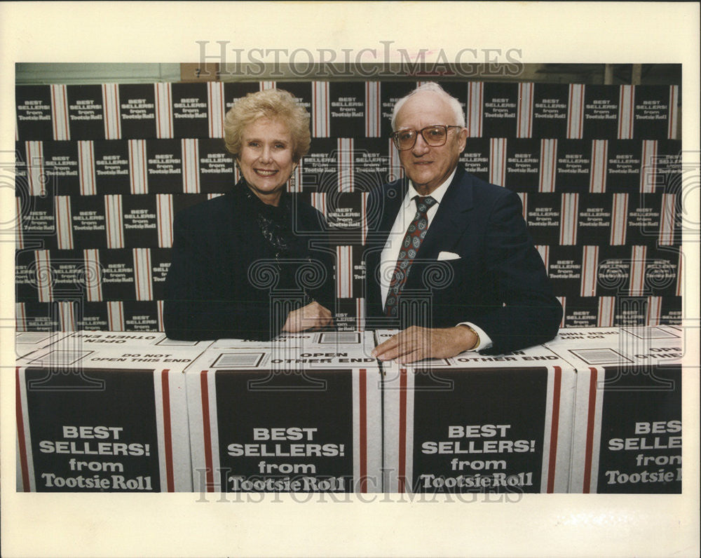 1992 Press Photo President Ellen Chairman Melvin Gordon - Historic Images