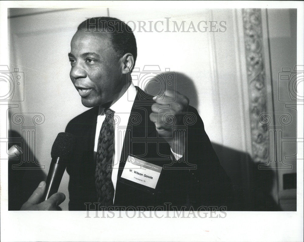 1990 Press Photo Wilson Goode mayor of Philadelphia - Historic Images