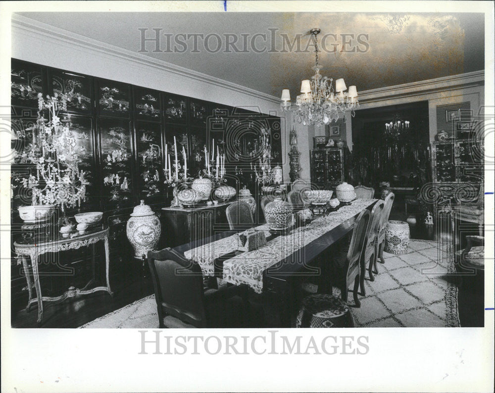 1983 Press Photo The long Cherrywood Dining Table - Historic Images