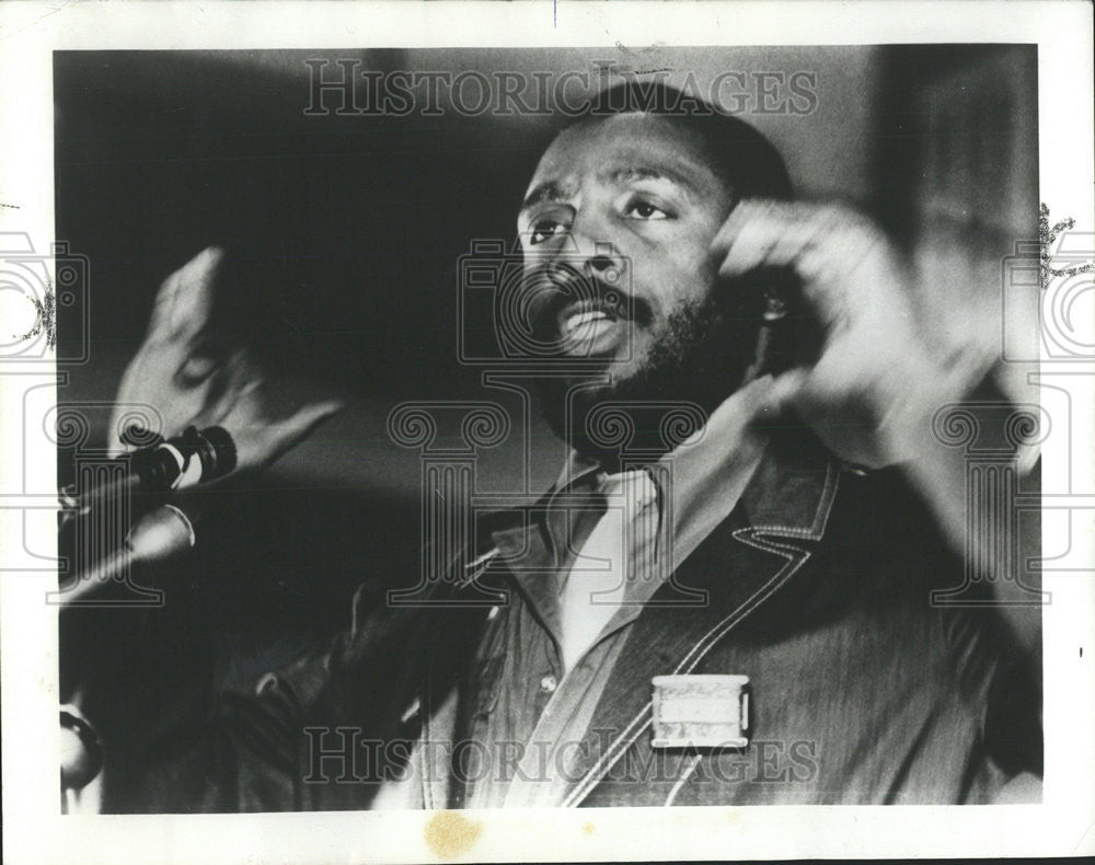 1973 Press Photo Comedian Dick Gregory Nightclub Appearance - Historic Images