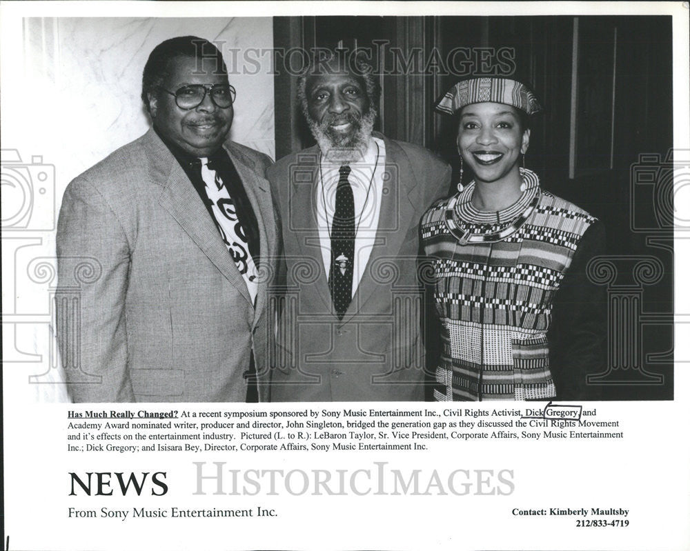 1995 Press Photo  Dick Gregory Civil Rights Activist Comedian - Historic Images