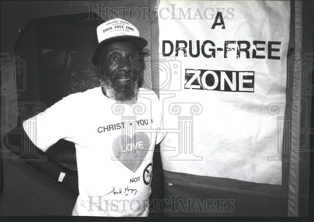 1989 Press Photo Dick Gregory Anti Drug Demonstrators - Historic Images