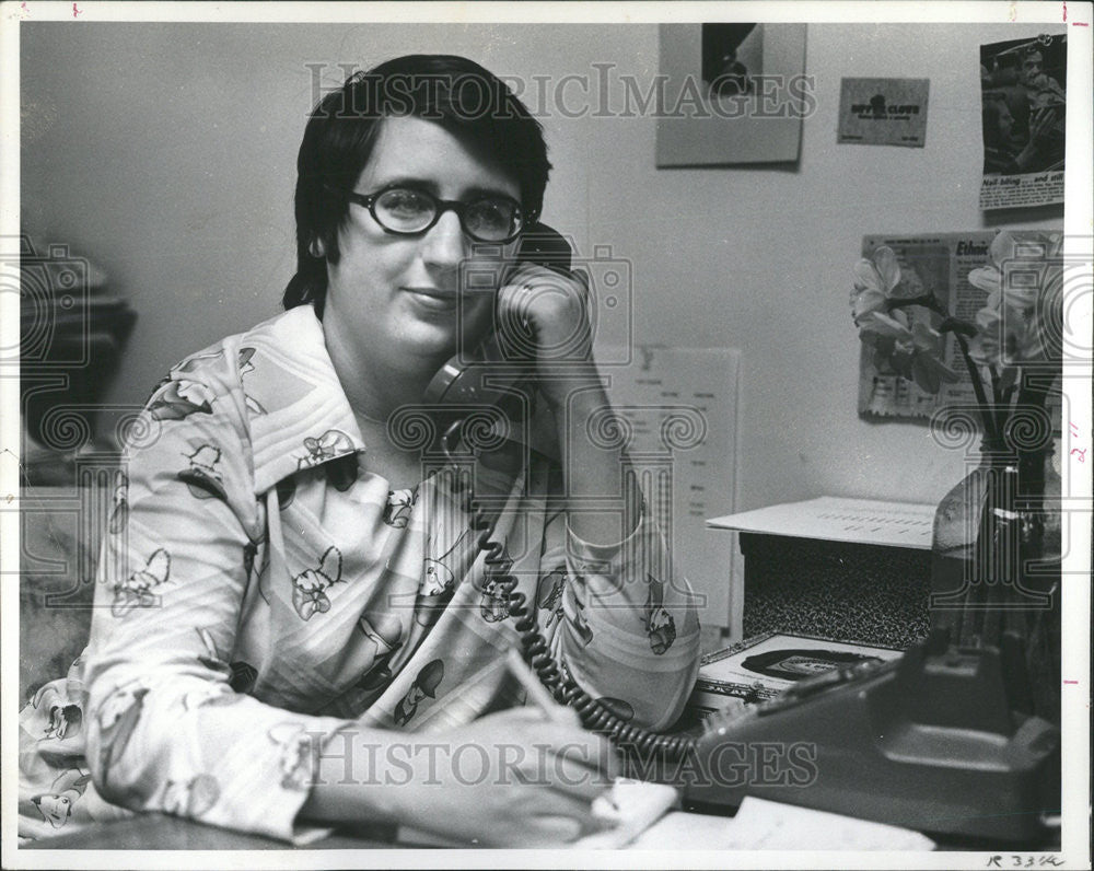 1975 Press Photo Mrs. Judith Gregory - Historic Images