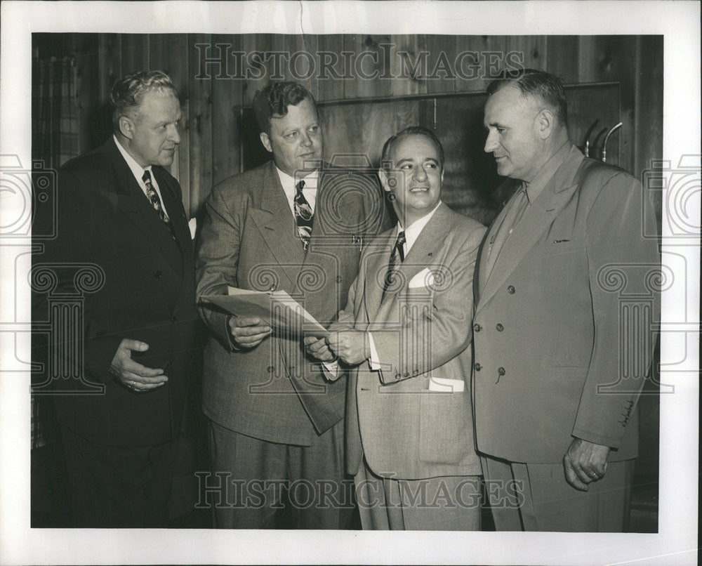 1951 Press Photo OA Springborn, Philip Locka, JH Braun and Rollin Hall at a meet - Historic Images