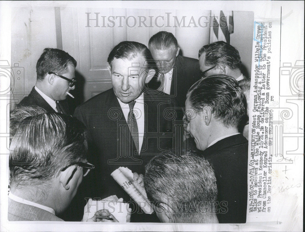 1961 Press Photo West Ambassador Wilhelm Grewe talks President Kennedy - Historic Images