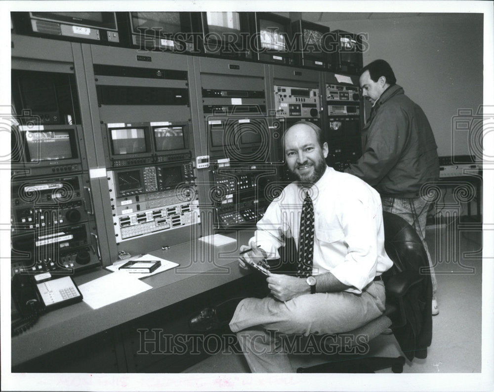 1993 Press Photo Bob Gremillion Vice president general manager CLTV businessman - Historic Images