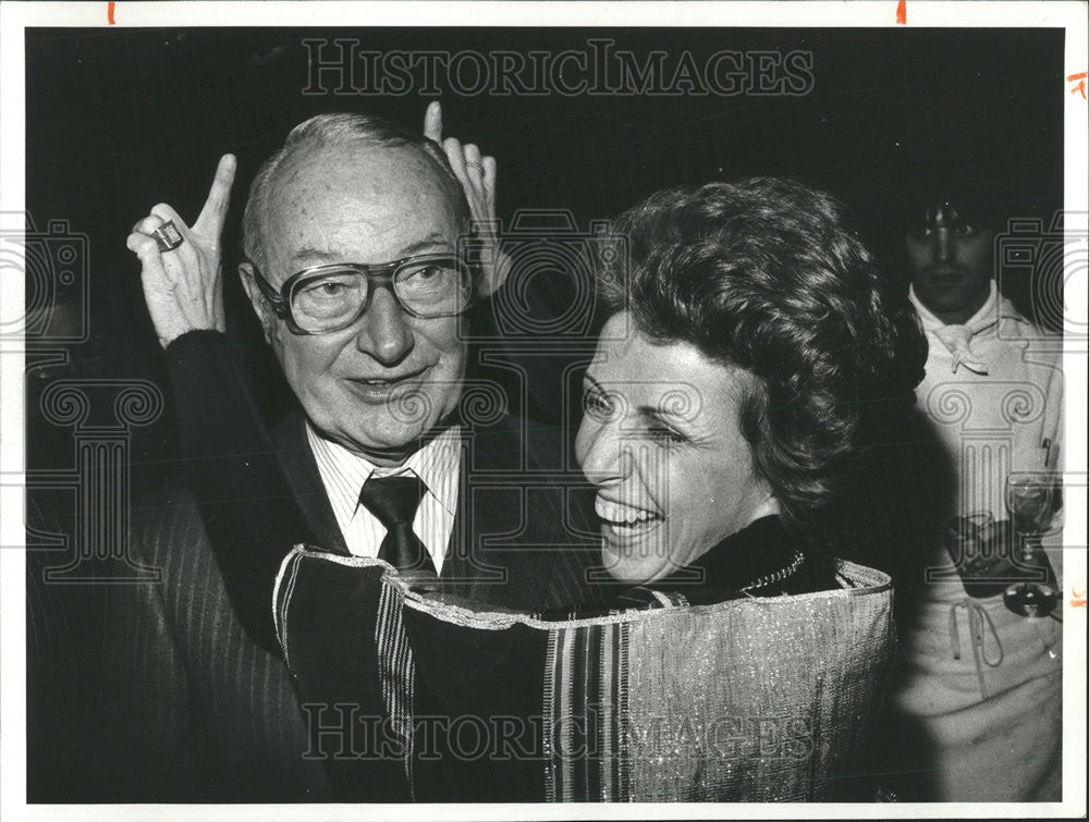 1979 Press Photo Jack Ann Grey Chequers party Candid Sharon Hart Pat Shelton - Historic Images