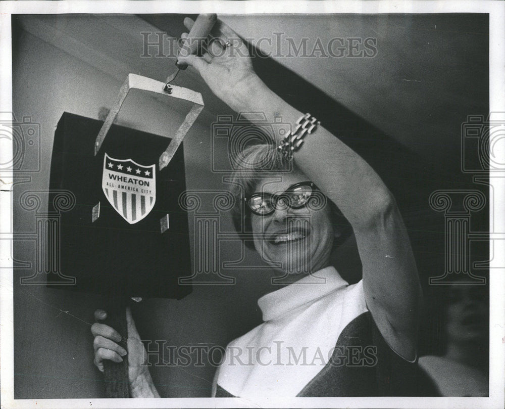 1969 Press Photo Marget Hamilton Mayor Wheaton - Historic Images