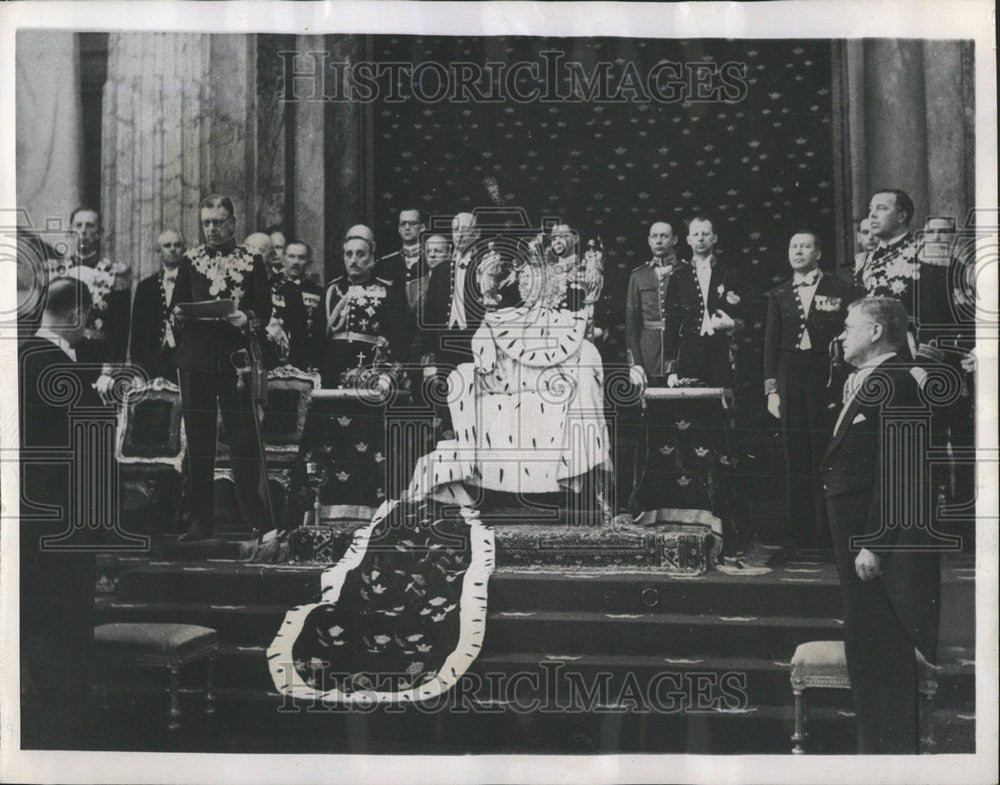 1950 Press Photo Crown Prince Gustav Adolph &amp; Prince Bertil, Swedish Parliament - Historic Images