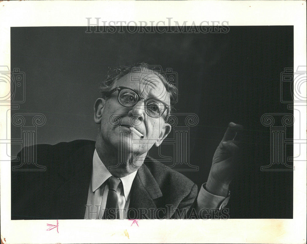 1965 Press Photo John Gunther Principal University of Chicago - Historic Images