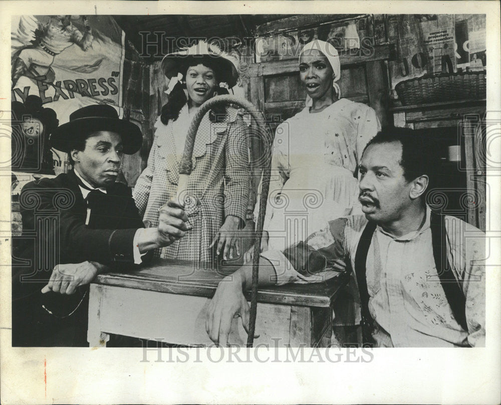 1972 Press Photo Robert Guillaume (play) - Historic Images